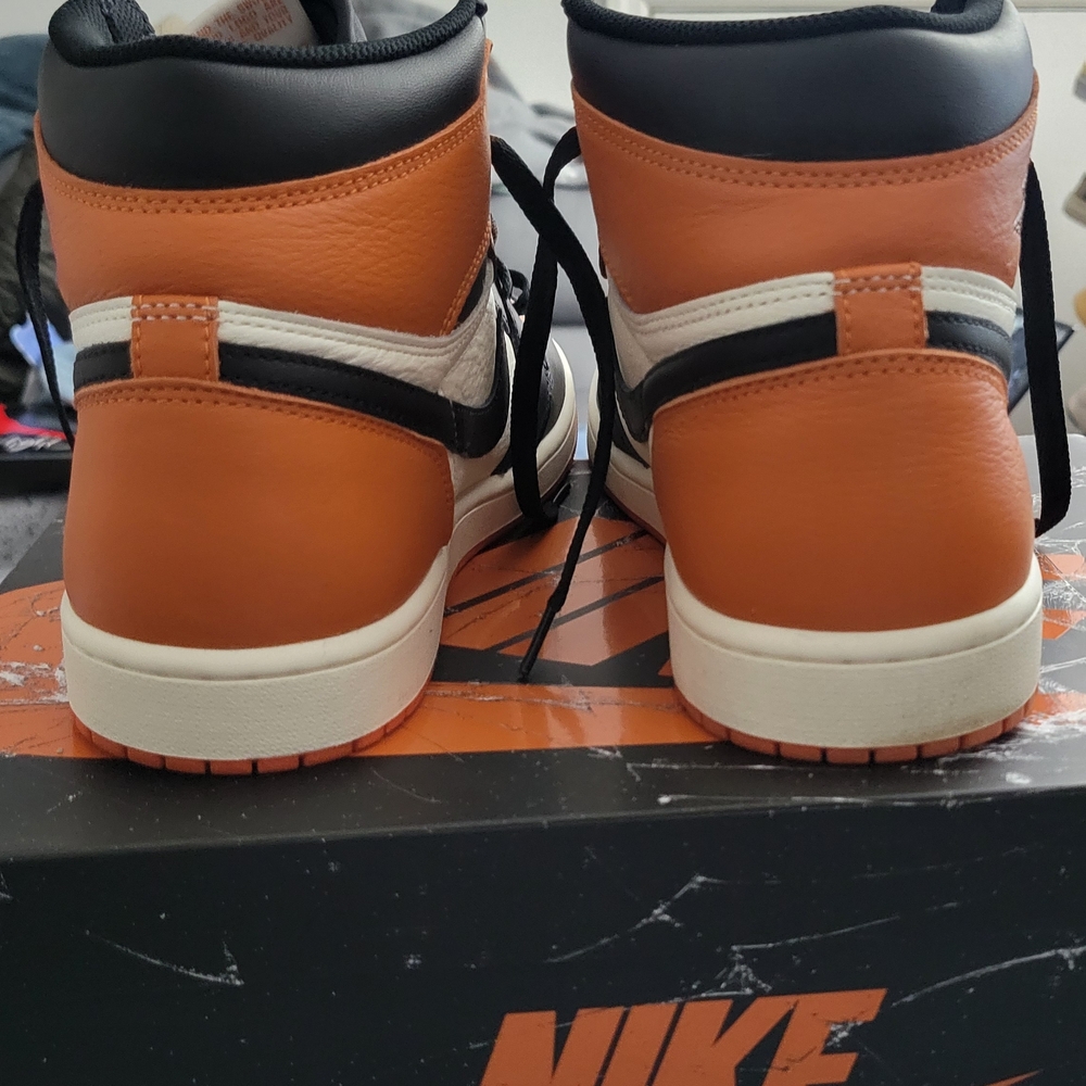 Nike Men's Size 12 Jordan 1 Shattered Backboard - Picture 5 of 6